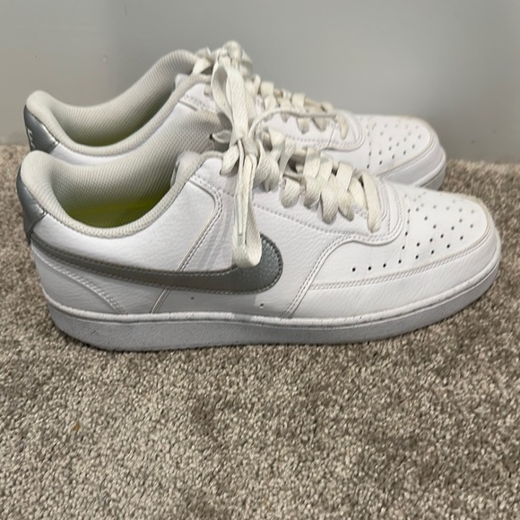 Nike Shoes - Nike Court Vision Women’s Athletic Sneakers Size 9.5
